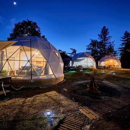 Glamping Slapy Hotel Exterior photo